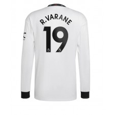 Manchester United Raphael Varane #19 Bortatröja 2022-23 Långa ärmar